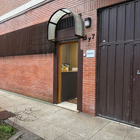 Hostel Puerta Del Angel Madrid Eksteriør bilde
