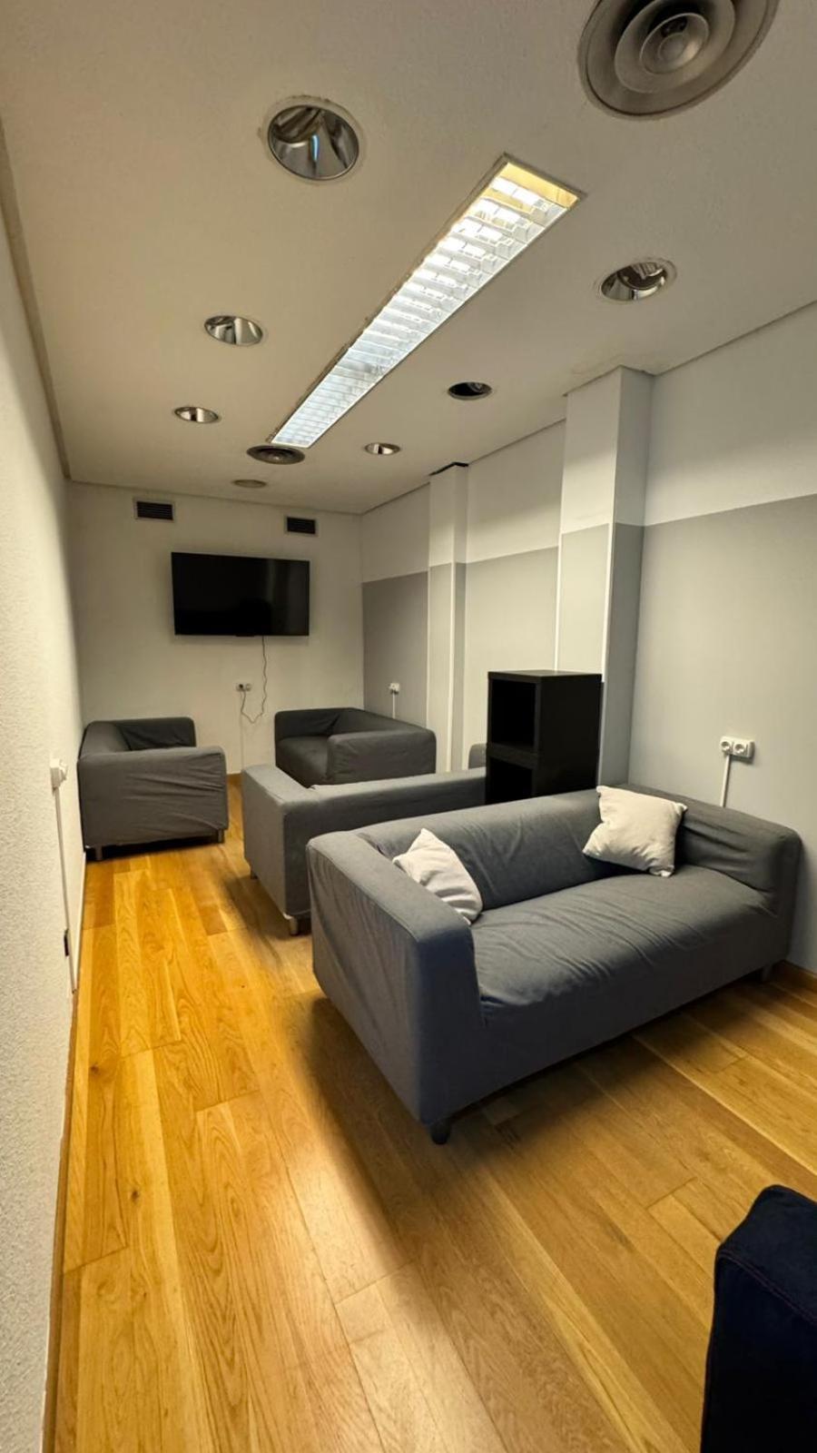 Hostel Puerta Del Angel Madrid Eksteriør bilde